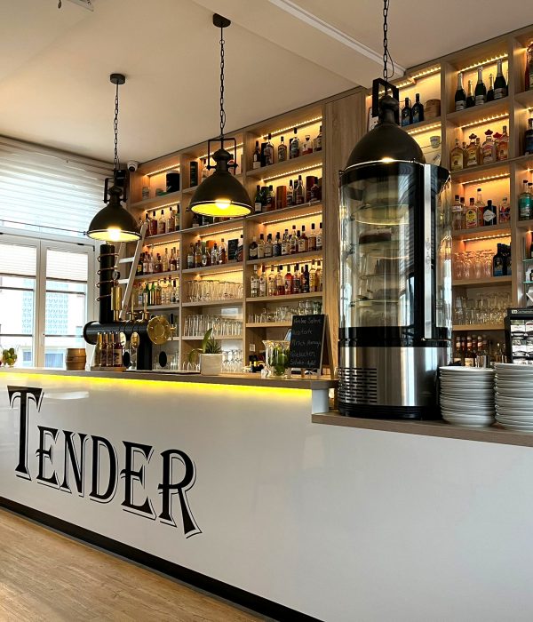 Bar-Cafe-Tender-2